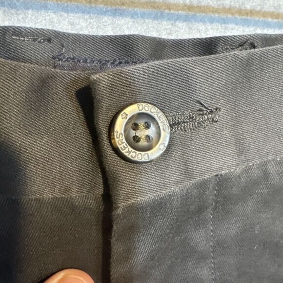 Dockers Classic Fit Signature Khaki Pants‎ Mens 38x32 D3 Pleated Gray - Picture 2 of 13